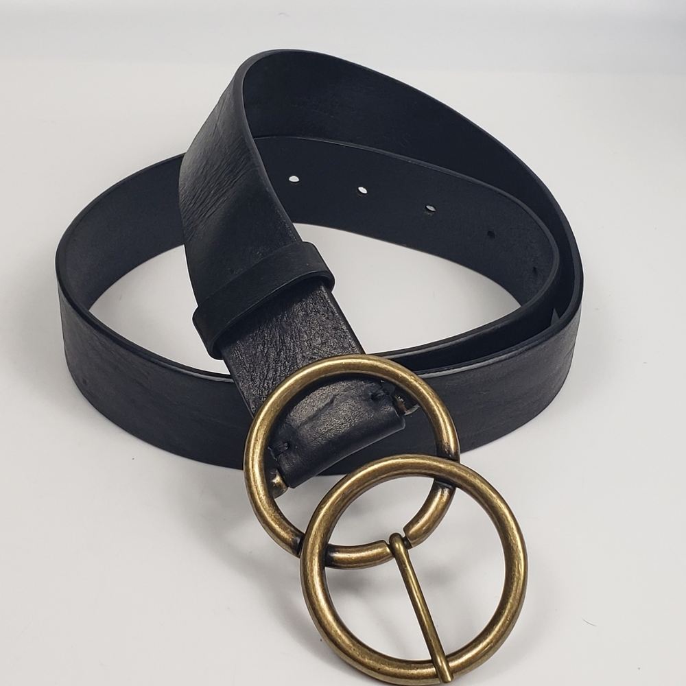 Elegant Black Belt with Gold Buckle